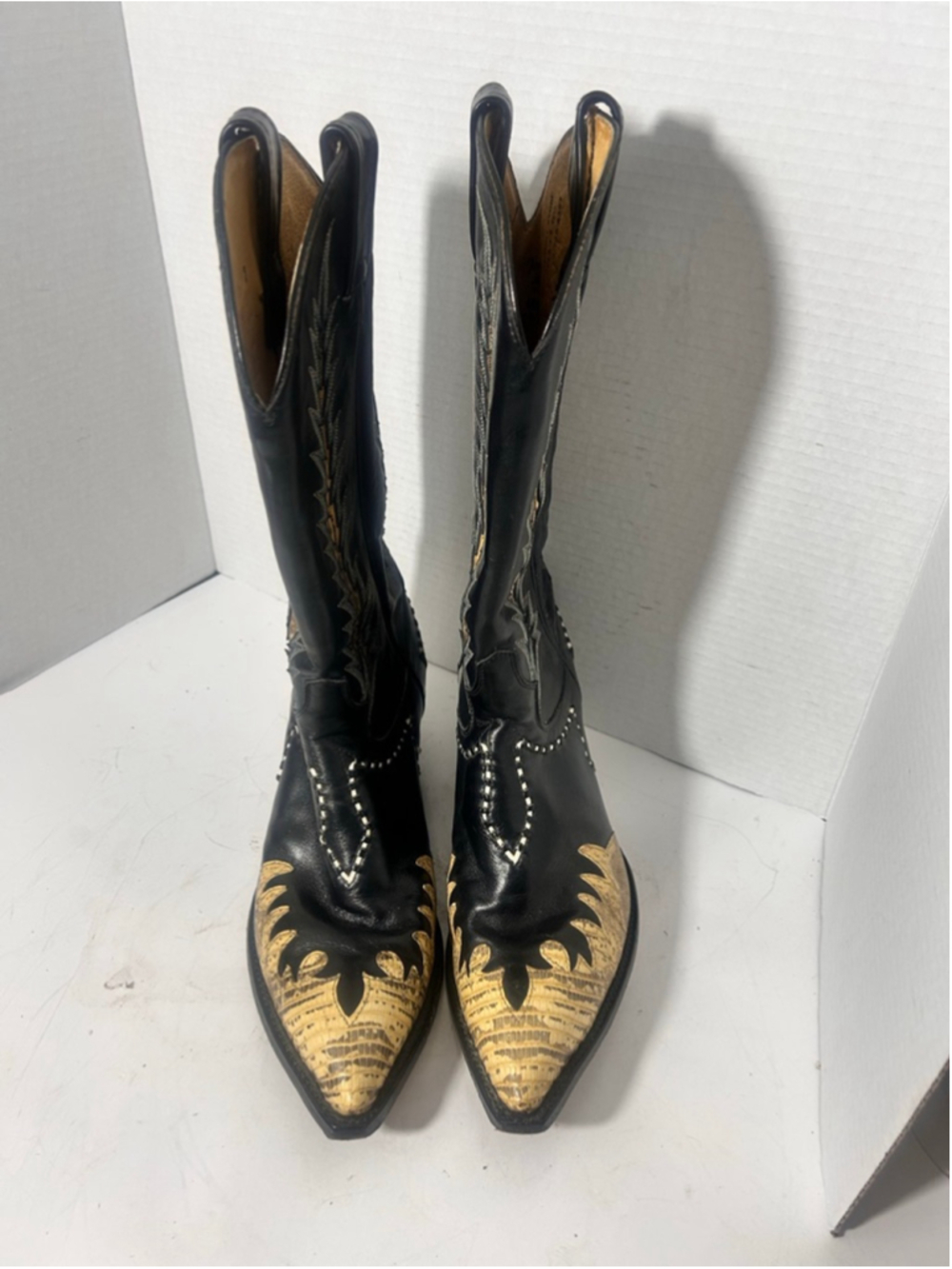 Tony Lama Lizard Fire Walkers Gold Heeled Boots 9.5 Ranch Cowgirl Western - Picture 2 of 8